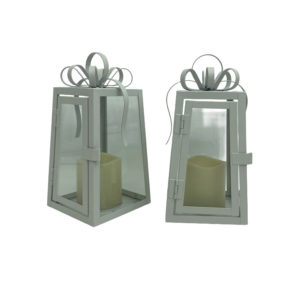 KYNTTILÄLYHTY RUSETILLA 11×11×23CM METALLIA